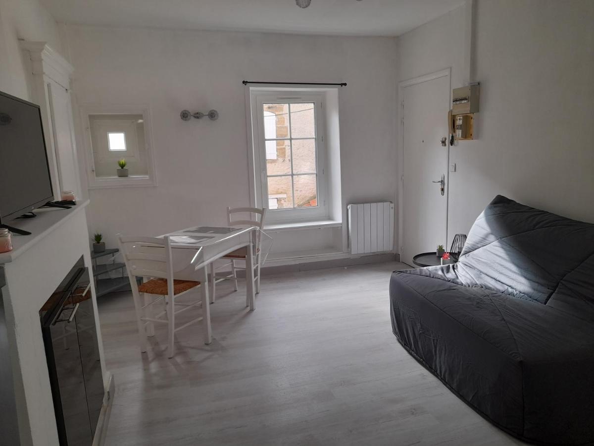 Promo Studio Wi-Fi A Courseulles-Sur-Mer Au 1Er Etage Exterior foto